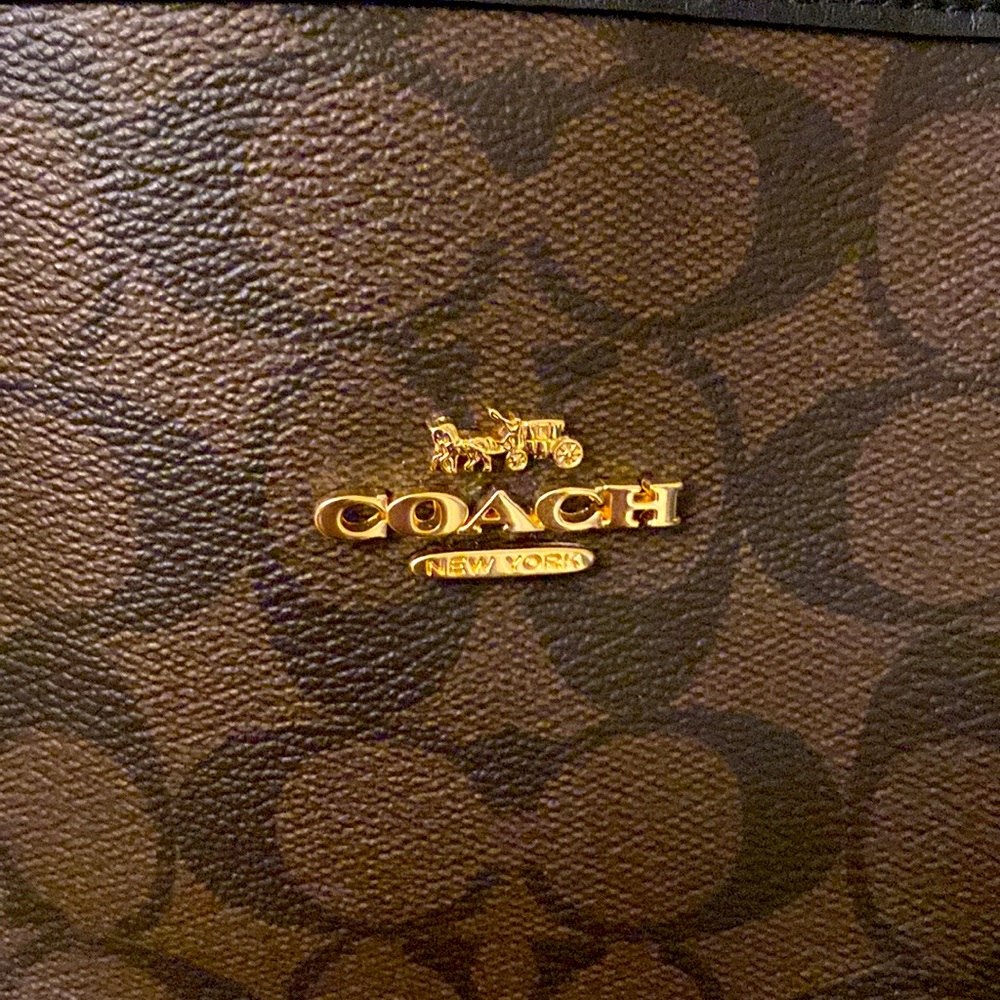 Coach brown and black signature tote - Picture 2 of 7